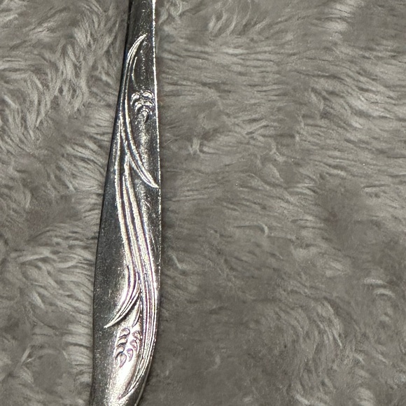 Flatware -Silhouette Collection -stainless-54 pieces-Rare-like new! Deal! - Picture 8 of 10